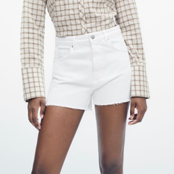 Zara White High Rise Denim Short - Picture 1 of 5